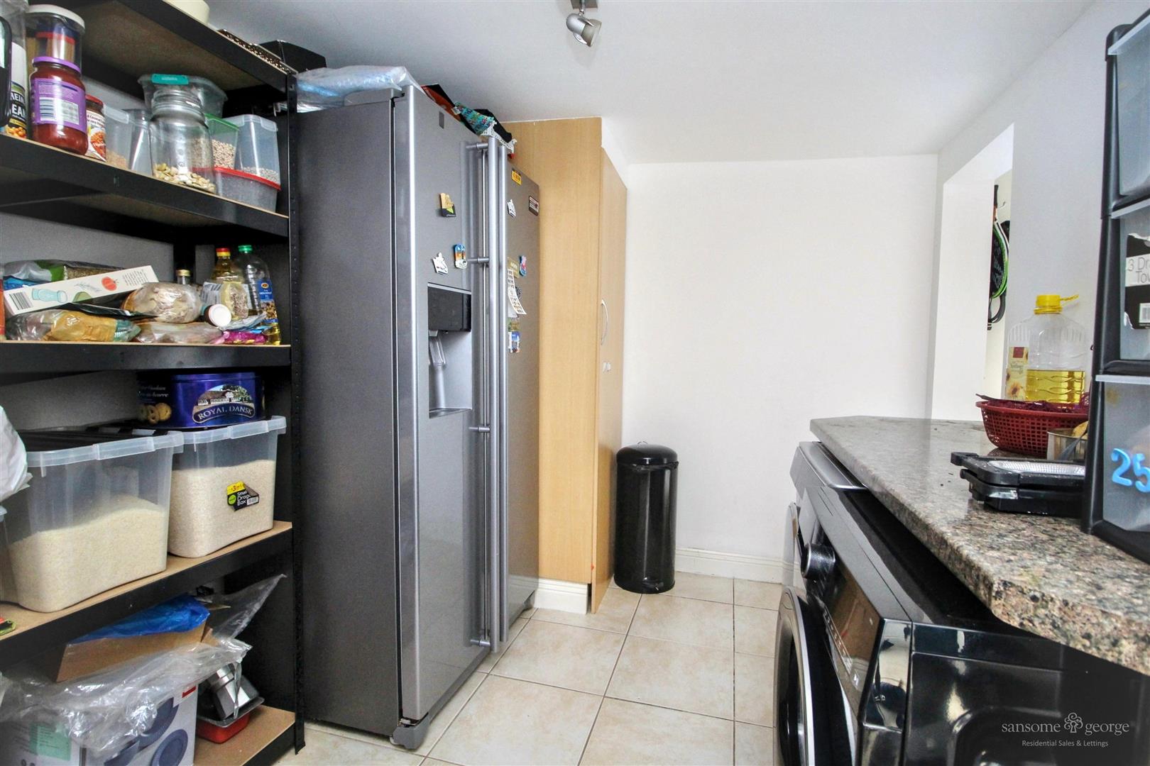 Ainsdale Crescent, Southcote, Reading